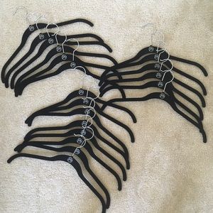 Set of 20 “Huggable Hangers” by Joy Mangano